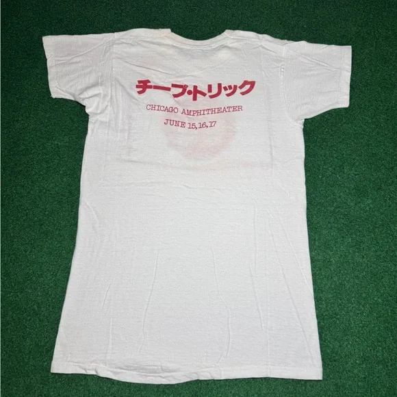 Vintage 80s Cheap Trick Japanese Flag Graphic Chicago Small Concert T Shirt